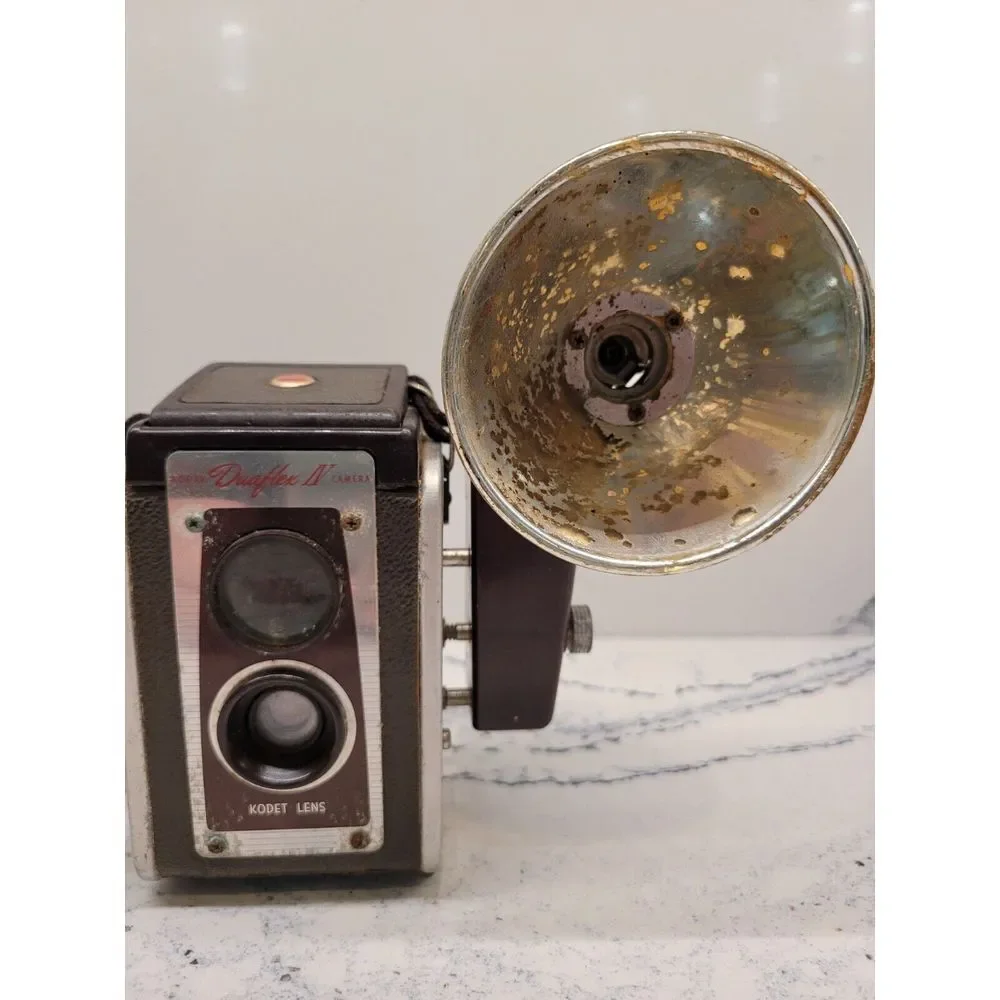 Vintage Kodak Cameras Lot Of‎ 3 Film Cameras Duaflex Six-20 Untested AS IS